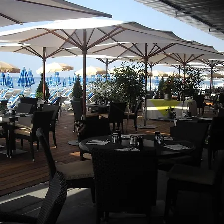 Gounod Hotel Niza
