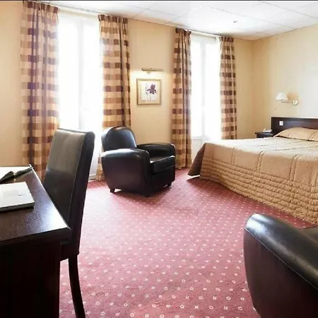 Gounod Hotel 4*